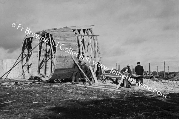 CONSTRUCTION OF WOOODEN TOWERS